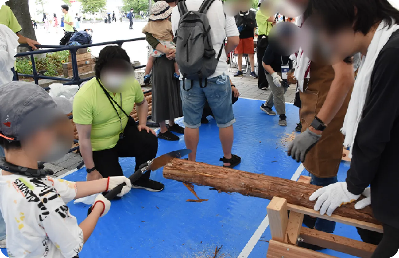 丸太切り体験写真